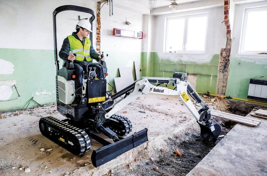 First Bobcat Branded Portable Compressor at Executive Hire Show